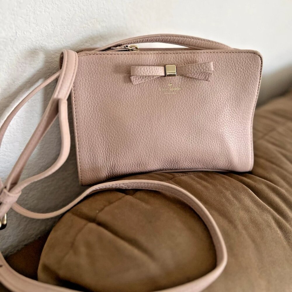 Kate Spade New York Southport Ave Hanna Light Pink Crossbody Leather